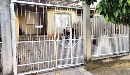 Casa Semi Mobiliada à Venda em Gravataí com 3 Dormitórios e Churrasqueira