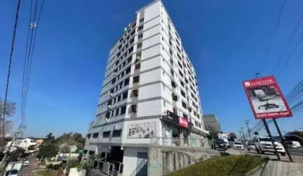 Amplo Apartamento com Suíte no Bairro Jansen
