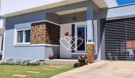Casa com Piscina e Amplo Terreno no Exclusivo Condomínio Reserva do Arvoredo