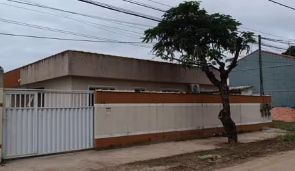 Casa para Venda em Rio das Ostras, Extensão Serramar, 3 dormitórios, 1 suíte, 2 banheiros, 1 vaga