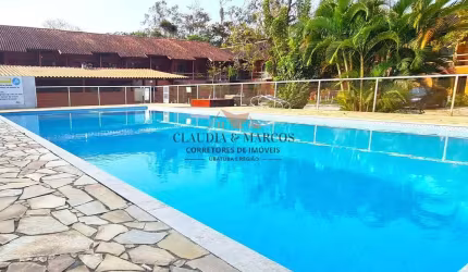 APARTAMENTO EM CONDOÍNIO FECHADO COM ÁREA DE LAZER