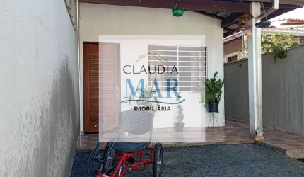 Casa à Venda no Massaguaçu, Caraguatatuba