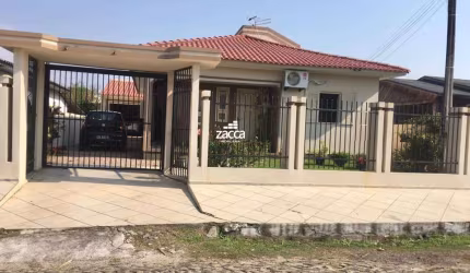 Casa para Venda em Sombrio, Parque das Avenidas, 3 dormitórios, 1 suíte, 2 banheiros, 1 vaga