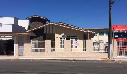 Casa para Venda em Sombrio, São José, 4 dormitórios, 1 suíte, 2 banheiros, 2 vagas