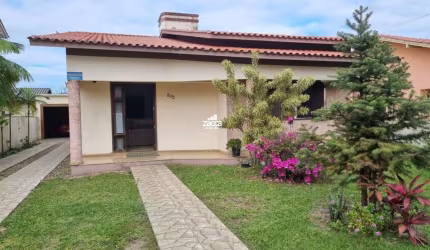 Casa para Venda em Sombrio, Parque das Avenidas, 3 dormitórios, 1 suíte, 3 banheiros, 1 vaga