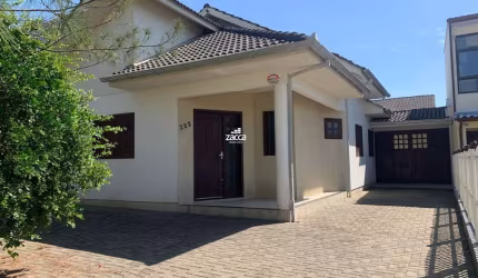 Casa para Locação em Balneário Gaivota, Itapuã, 4 dormitórios, 2 banheiros, 2 vagas