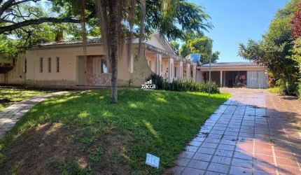 Casa para Venda em Sombrio, Centro, 3 dormitórios, 1 suíte, 1 banheiro, 3 vagas
