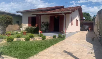 Casa para Venda em Sombrio, São José, 3 dormitórios, 2 banheiros, 2 vagas