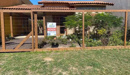 Casa para Venda em Balneário Gaivota, Centro, 2 dormitórios, 1 banheiro, 2 vagas