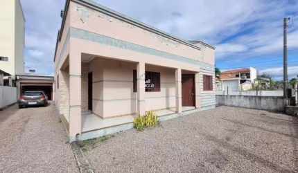 Casa para Venda em Sombrio, Parque das Avenidas, 3 dormitórios, 1 suíte, 2 banheiros, 2 vagas