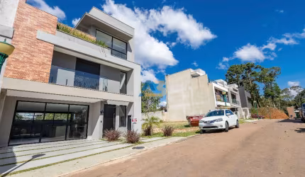 Sobrado 3 Quartos à venda no bairro Pilarzinho | Curitiba