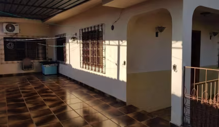 Casa para Venda em Presidente Prudente, Jardim Bela Daria, 3 dormitórios, 2 banheiros, 2 vagas