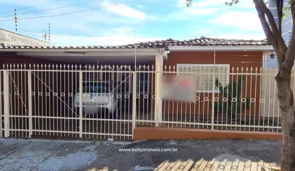 Casa para Venda em Presidente Prudente, Jardim Aviação, 3 dormitórios, 1 suíte, 2 banheiros, 2 vagas