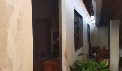 Casa para Venda em Presidente Prudente, Parque Shiraiwa, 2 dormitórios, 2 banheiros, 2 vagas