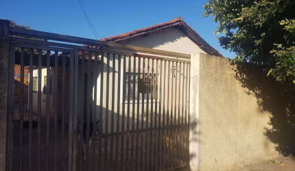 Casa para Venda em Presidente Prudente, Jardim Vila Real, 3 dormitórios, 1 banheiro, 2 vagas