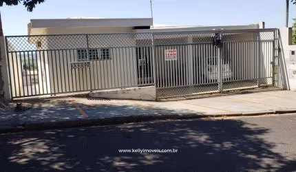 Casa para Venda em Presidente Prudente, Vila Furquim, 3 dormitórios, 1 suíte, 3 banheiros, 2 vagas