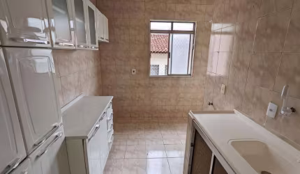 Apartamento para Venda em Presidente Prudente, Jardim Jequitibá, 2 dormitórios, 1 banheiro, 1 vaga