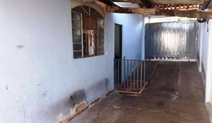Casa para Venda em Presidente Prudente, Vila Furquim, 3 dormitórios, 2 banheiros, 4 vagas