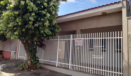 Casa para Venda em Presidente Prudente, Ana Jacinta, 3 dormitórios, 1 suíte, 2 banheiros, 3 vagas