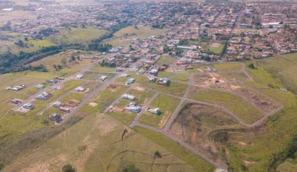 Terreno em Condomínio para Venda em Regente Feijó, Condomínio Village Tênis Clube