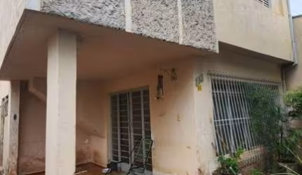 Casa para Venda em Presidente Prudente, Vila Liberdade, 3 dormitórios, 1 suíte, 3 banheiros, 1 vaga