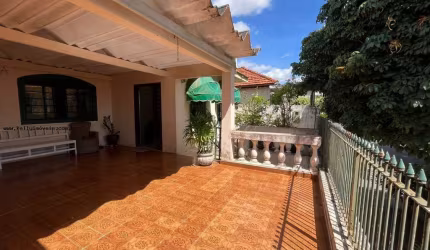 Casa para Venda em Presidente Prudente, Vila Rosa, 3 dormitórios, 1 suíte, 3 banheiros, 2 vagas