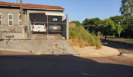 Casa para Venda em Presidente Prudente, Conjunto Habitacional Ana Jacinta, 2 dormitórios, 1 banheiro, 2 vagas