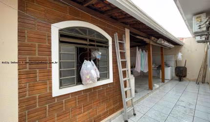 Casa para Venda em Presidente Prudente, Ana Jacinta, 3 dormitórios, 1 suíte, 2 banheiros, 2 vagas