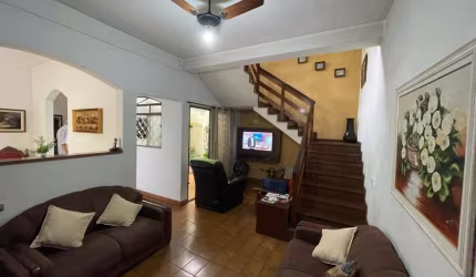 Casa para Venda em Presidente Prudente, Jardim Everest, 4 dormitórios, 2 suítes, 4 banheiros, 3 vagas