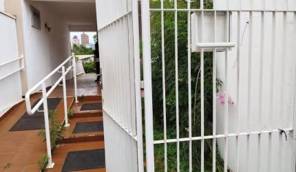 Casa para Locação em Presidente Prudente, Bosque, 4 dormitórios, 3 banheiros, 10 vagas