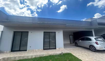 Casa em Condomínio para Locação em Álvares Machado, Condomínio Valência 1, 3 dormitórios, 1 suíte, 2 banheiros, 2 vagas