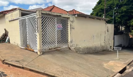 Casa para Locação em Presidente Prudente, Vila Tazitsu, 2 dormitórios, 1 banheiro, 2 vagas