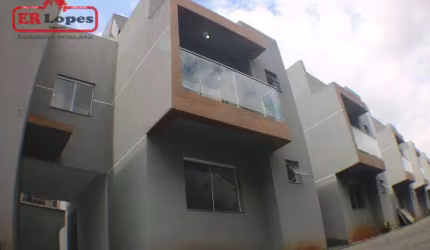 Sobrado com 3 dormitórios para alugar, 120 m² por R$ 3.327,94/mês - São Lourenço - Curitiba/PR