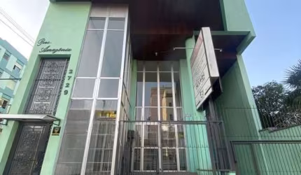 Ponto comercial para alugar no São Pelegrino, Caxias do Sul  por R$ 6.800