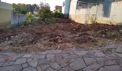 Terreno comercial para alugar no Cinqüentenário, Caxias do Sul  por R$ 2.000