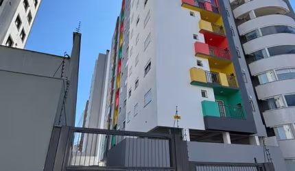 Apartamento com 3 quartos à venda no Panazzolo, Caxias do Sul  por R$ 488.000