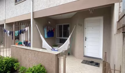 Casa com 2 quartos à venda no Vinhedos, Caxias do Sul  por R$ 270.000