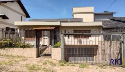 Casa com 4 quartos à venda no Petrópolis, Caxias do Sul  por R$ 1.680.000