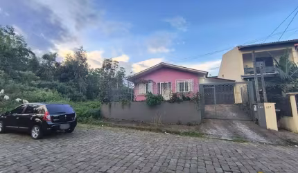 Casa com 3 quartos à venda no Desvio Rizzo, Caxias do Sul  por R$ 480.000