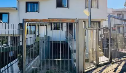 Casa com 2 quartos à venda no Vinhedos, Caxias do Sul  por R$ 320.000