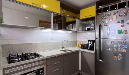 Apartamento com 2 quartos à venda na Nossa Senhora da Saúde, Caxias do Sul  por R$ 480.000