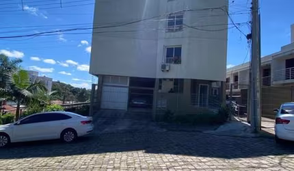 Apartamento com 2 quartos à venda na Cidade Nova, Caxias do Sul  por R$ 230.000