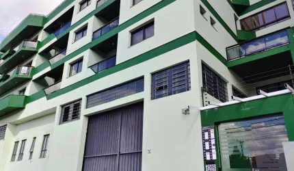 Sala comercial à venda no Universitário, Caxias do Sul  por R$ 450.000