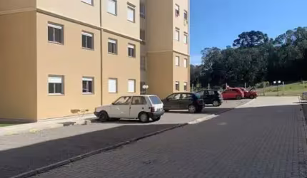 Apartamento com 2 quartos à venda na Ana Rech, Caxias do Sul  por R$ 180.000