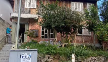 Casa com 4 quartos à venda no Santa Corona, Caxias do Sul  por R$ 1.272.000