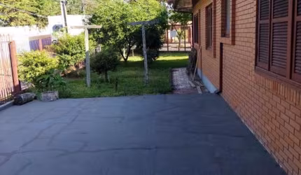 Casa com 6 quartos à venda no Desvio Rizzo, Caxias do Sul  por R$ 790.000