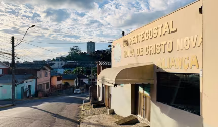 Ponto comercial à venda no Floresta, Caxias do Sul  por R$ 300.000