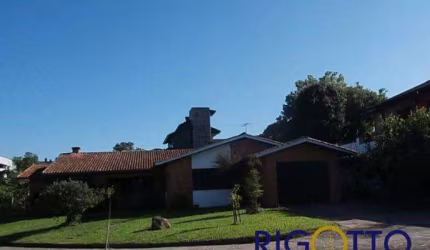 Casa com 4 quartos à venda no Desvio Rizzo, Caxias do Sul  por R$ 905.000