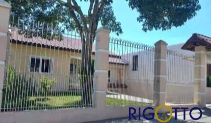 Casa com 3 quartos à venda no Santa Fé, Caxias do Sul  por R$ 600.000