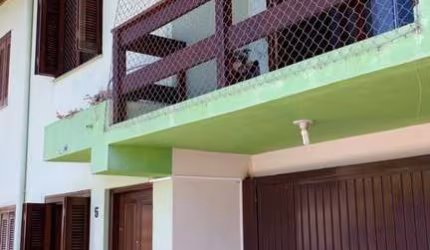Casa com 3 quartos à venda no Charqueadas, Caxias do Sul  por R$ 360.000